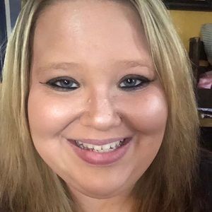 Meet your Posher, Bobbi